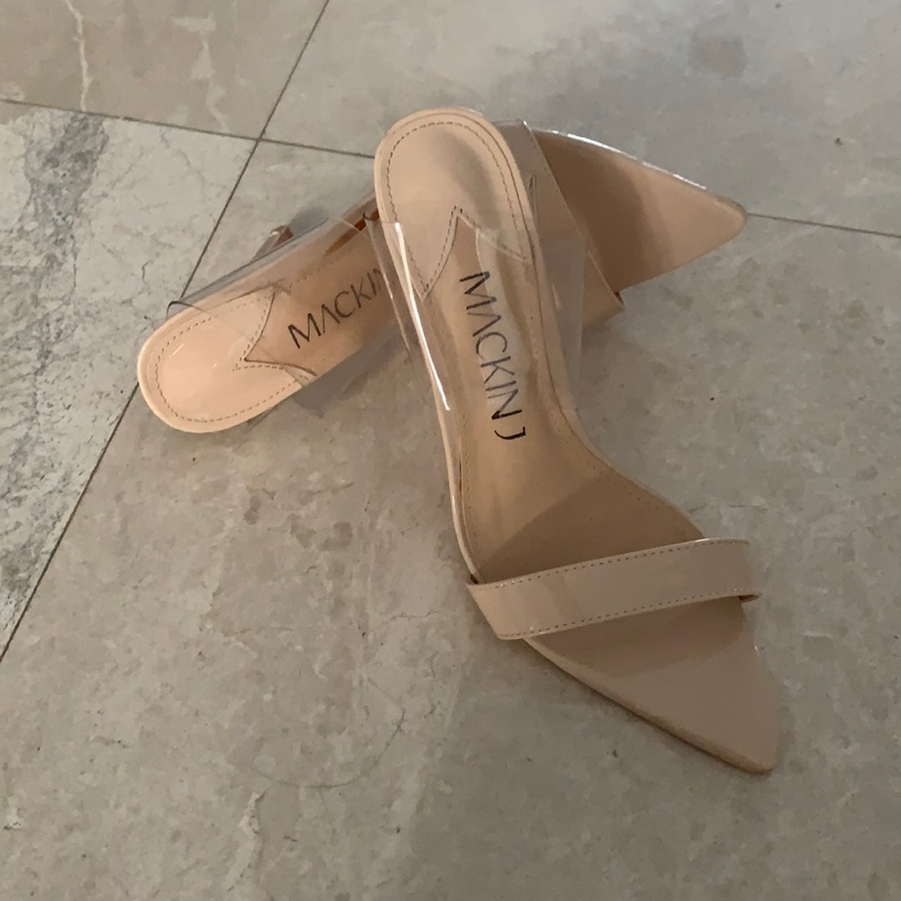 Fashion clear heels
